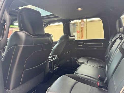 Used 2022 RAM 3500 Laramie AWD/4WD image 23