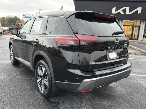Used 2024 Nissan Rogue SL w/ SL Premium Package image 5