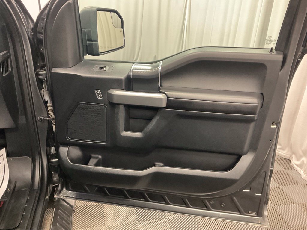 Used 2018 Ford F150 XLT w/ Equipment Group 302A Luxury AWD/4WD image 30