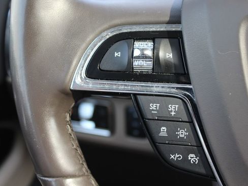 Used 2022 Lincoln Navigator Reserve AWD/4WD image 12