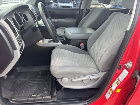 Used 2013 Toyota Tundra 2WD CrewMax w/ Tow Pkg image 2