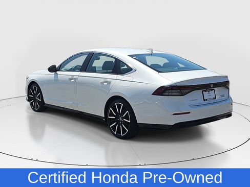Used 2024 Honda Accord Touring image 7