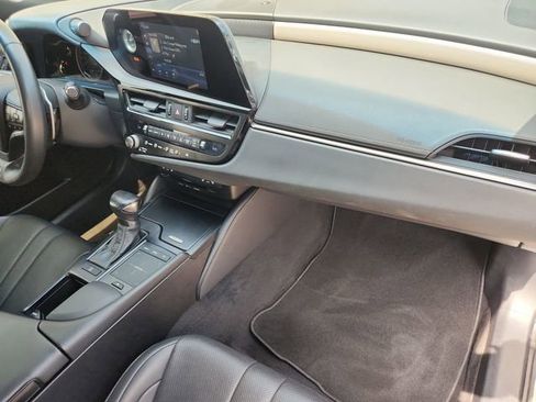 Used 2022 Lexus ES 350 F Sport w/ Accessory Package 2 FWD image 28