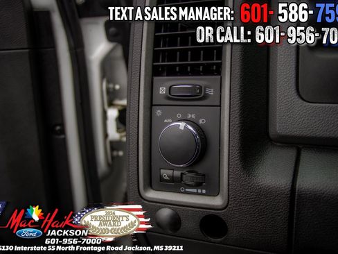 Used 2018 RAM 1500 Tradesman w/ Chrome Appearance Group image 17