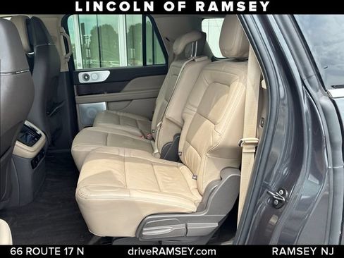 Used 2024 Lincoln Navigator L Reserve AWD/4WD image 21