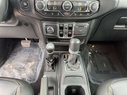 Used 2021 Jeep Wrangler Unlimited Sahara image 26