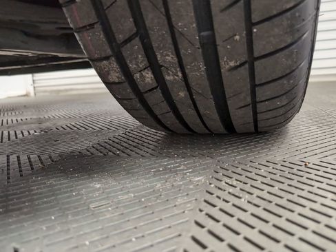 Used 2021 Chevrolet Traverse LT w/ LT Premium Package image 46