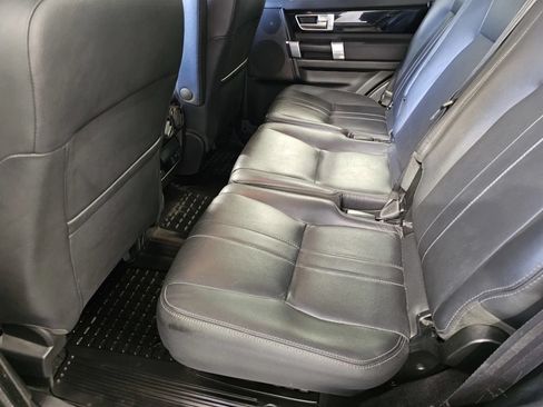 Used 2016 Land Rover LR4 HSE AWD/4WD image 12