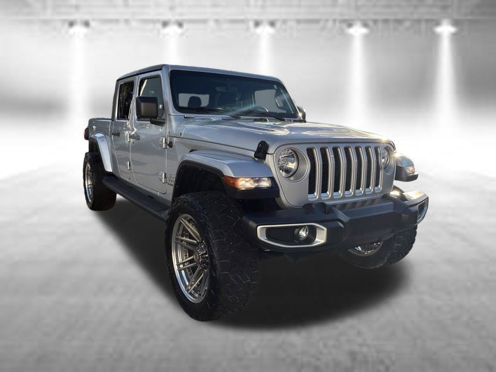 Used 2022 Jeep Gladiator Overland w/ Popular Equipment Package AWD/4WD image 2