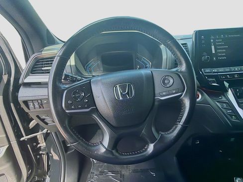 Used 2024 Honda Odyssey Sport image 10