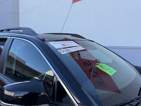 Certified 2022 Toyota RAV4 TRD Off-Road image 30