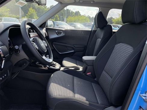 New 2025 Kia Soul EX image 6