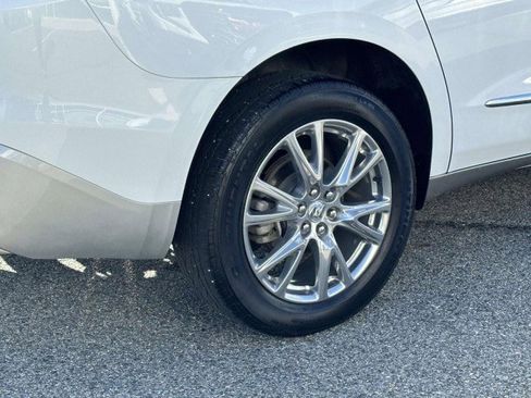 Used 2023 Buick Enclave Essence w/ Experience Buick Package image 8