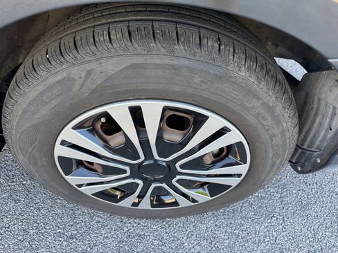 Used 2009 MAZDA MAZDA3 i Sport image 25