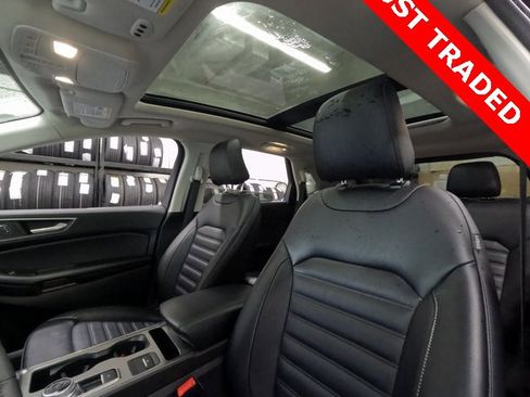 Used 2022 Ford Edge SEL w/ Convenience Package image 11
