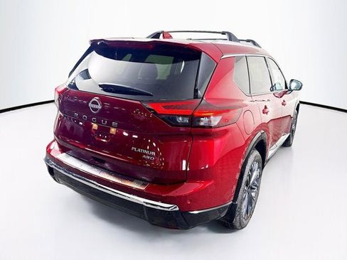 New 2026 Nissan Rogue Platinum image 5
