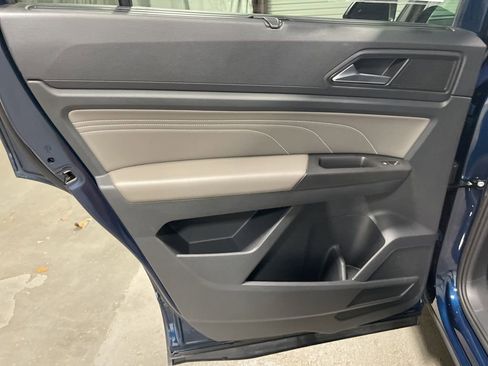 Used 2022 Volkswagen Atlas SE image 18