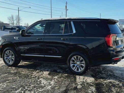 Certified 2023 GMC Yukon Denali w/ Advanced Technology Package image 6