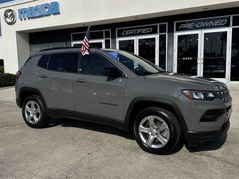 Used 2023 Jeep Compass Latitude w/ Sun and Sound Group image 7