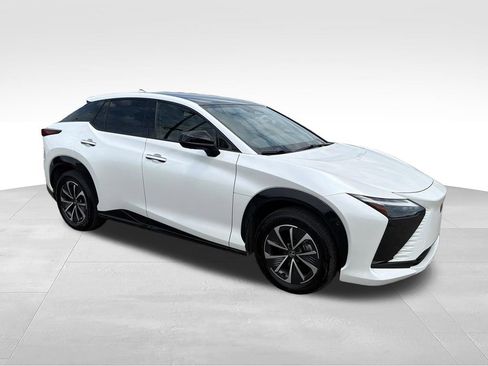 Used 2024 Lexus RZ 450e Premium w/ Technology Package AWD/4WD image 7