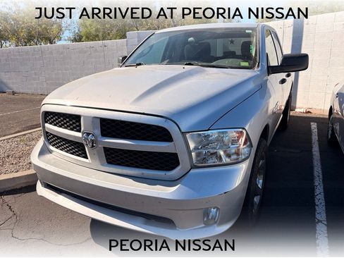 Used 2017 RAM 1500 Express w/ Express Value Package RWD image 1