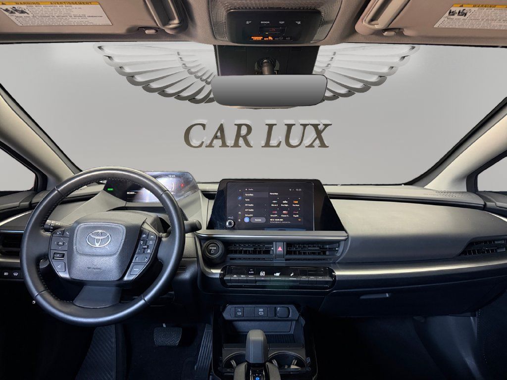 Used 2024 Toyota Prius LE FWD image 11