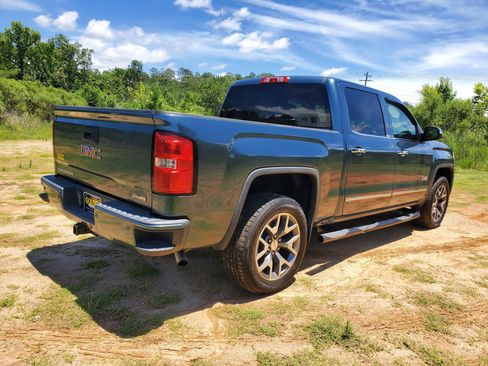 Used 2014 GMC Sierra 1500 SLE w/ All-Terrain Package AWD/4WD image 10