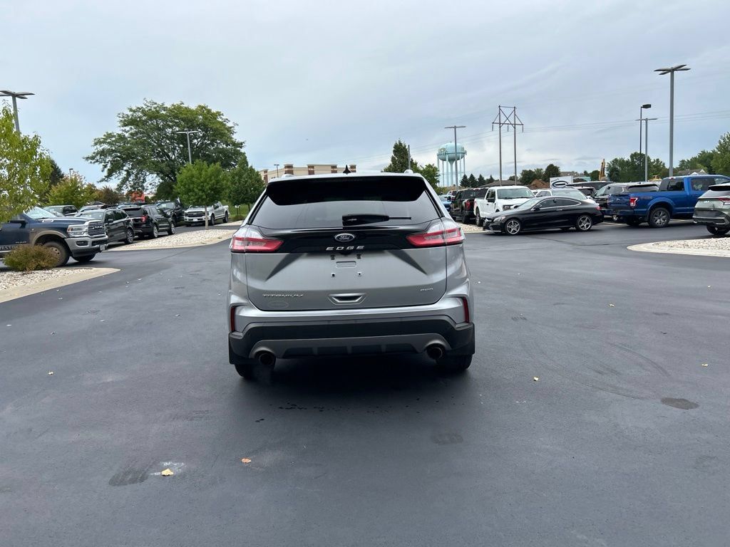 Used 2024 Ford Edge Titanium AWD/4WD image 7