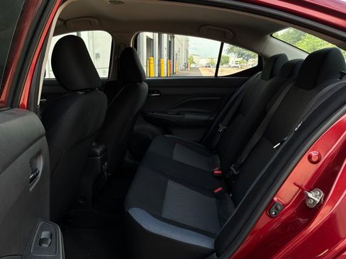 Used 2025 Nissan Versa SV FWD image 11
