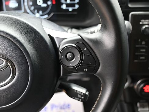 Used 2023 Toyota GR86 Premium image 19