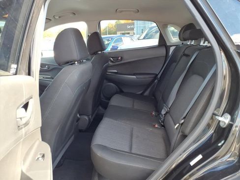 Used 2023 Hyundai Kona SEL image 5