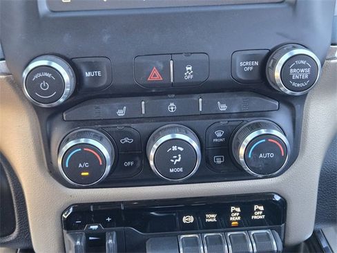 Used 2022 RAM 3500 Laramie image 17