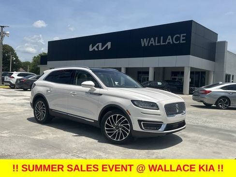 Used 2019 Lincoln Nautilus Reserve FWD image 1