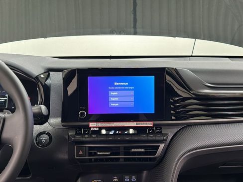 New 2026 Toyota Camry SE image 10