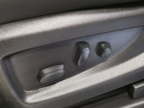 Used 2018 GMC Sierra 1500 SLT image 18