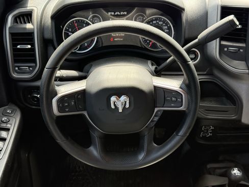 Used 2024 RAM 2500 Tradesman w/ Chrome Appearance Group AWD/4WD image 14