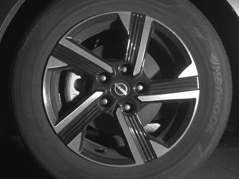 Used 2025 Nissan Sentra SV image 12