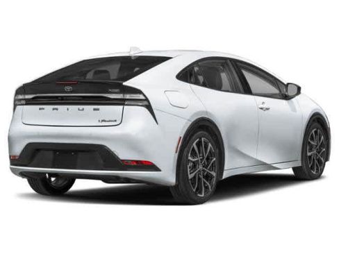 Used 2024 Toyota Prius Prime FWD image 2
