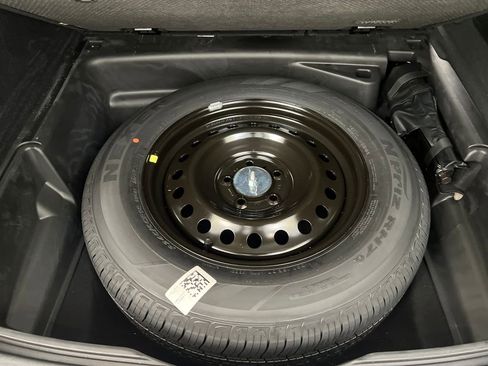 Used 2025 Jeep Grand Cherokee Summit image 36