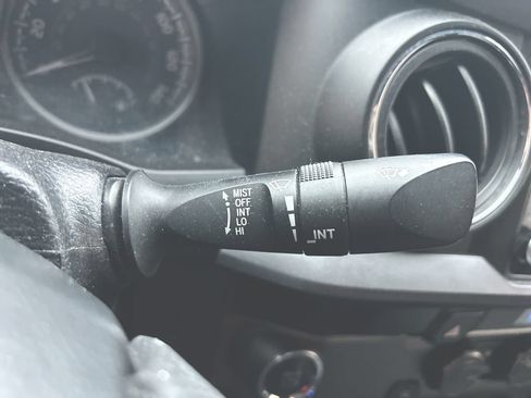 Used 2021 Toyota Tacoma TRD Off-Road RWD image 20