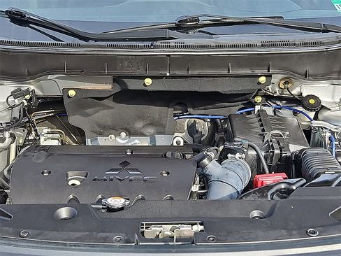 Used 2021 Mitsubishi Outlander Sport LE image 28