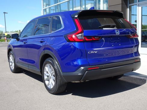 Used 2025 Honda CR-V EX-L image 3