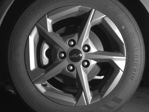 Used 2025 Kia K4 FWD image 12