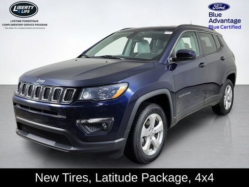 Used 2020 Jeep Compass Latitude w/ Cold Weather Group AWD/4WD image 7