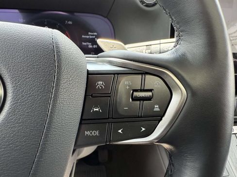 Used 2024 Lexus GX 550 AWD/4WD image 22