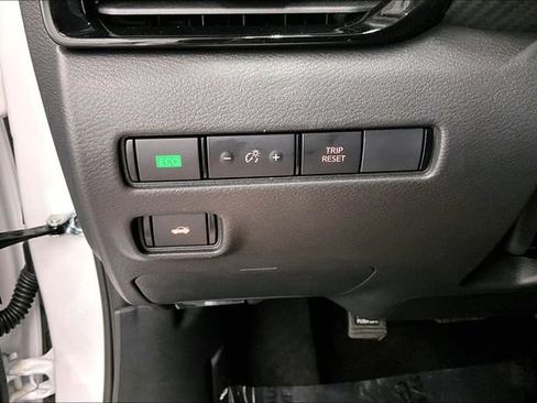 New 2025 Nissan Sentra SV w/ All-Weather Package image 27