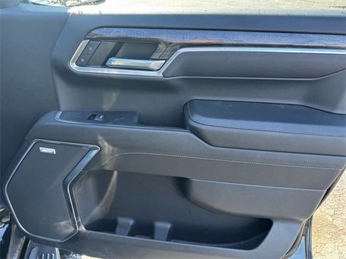 Used 2022 Chevrolet Silverado 1500 LTZ image 13