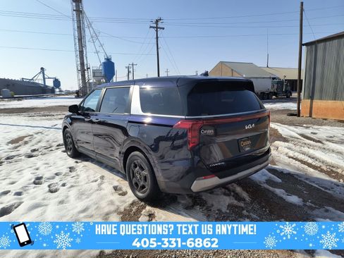 Used 2025 Kia Carnival image 7