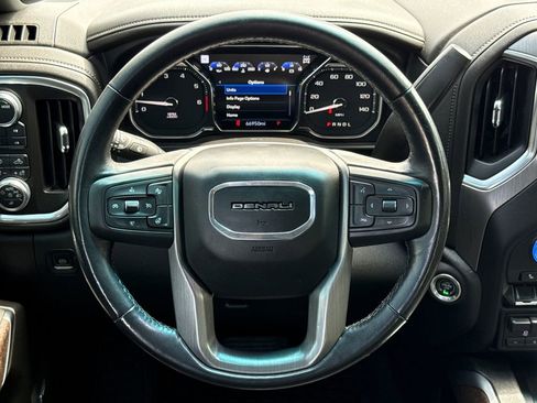 Used 2022 GMC Sierra 1500 Denali w/ Denali Premium Package image 14