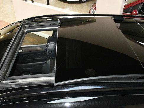 Used 2018 Mercedes-Benz GLE 43 AMG 4MATIC image 50